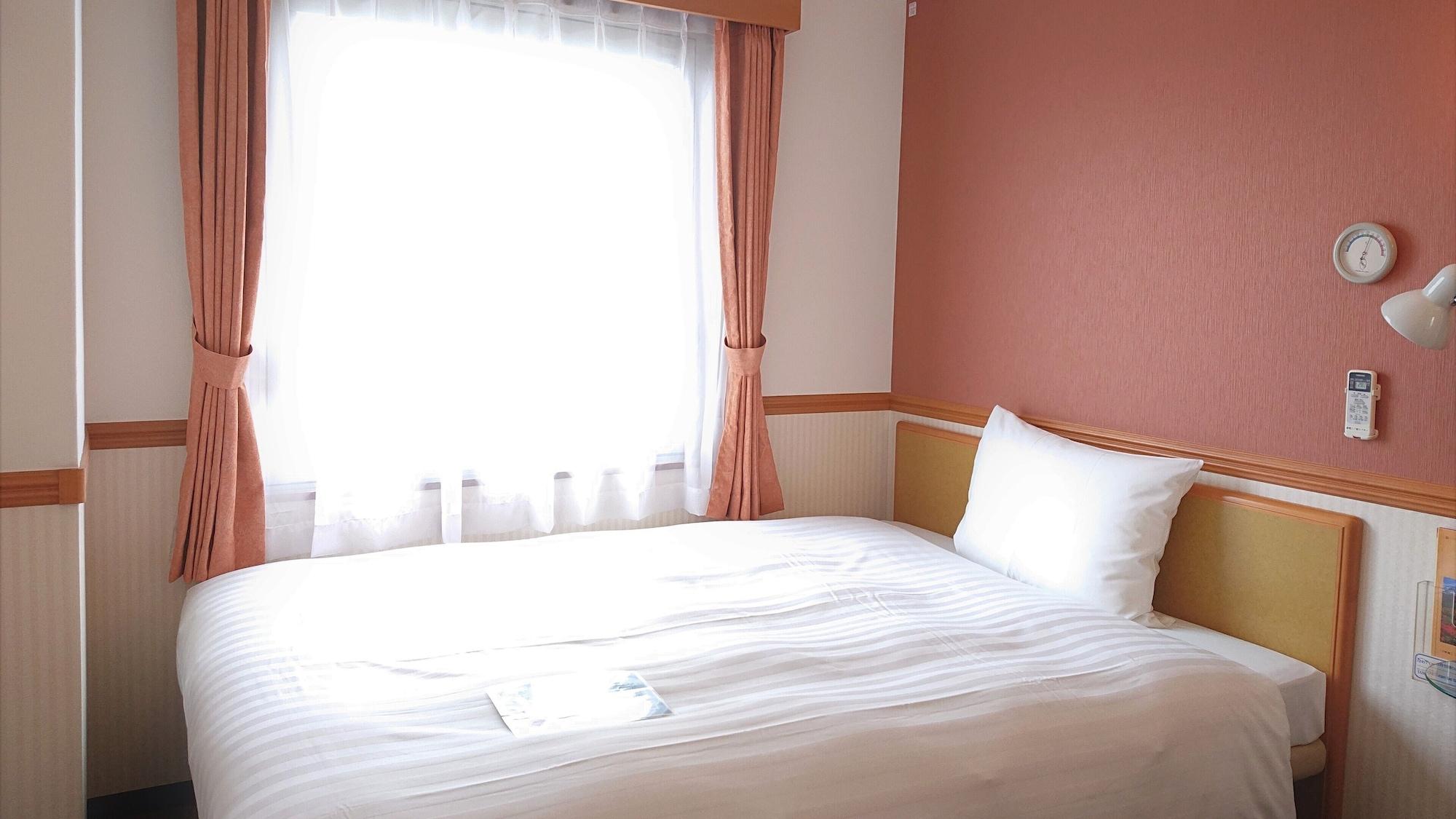 Toyoko Hanshin Ekimae 3*