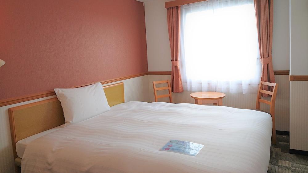 Hotel Toyoko Hanshin Ekimae 3*